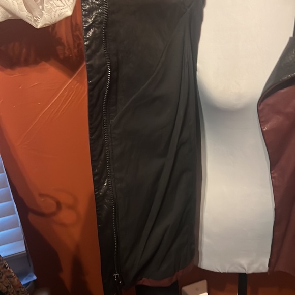 BCBG MAXAZRIA MOTO LEATHER JACKET ……028 - Picture 15 of 16